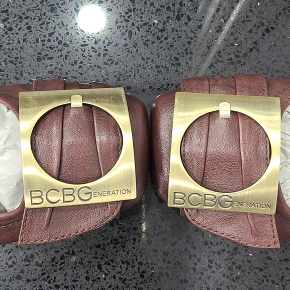 BCBGeneration flats sz 9 or 39 - Picture 2 of 7